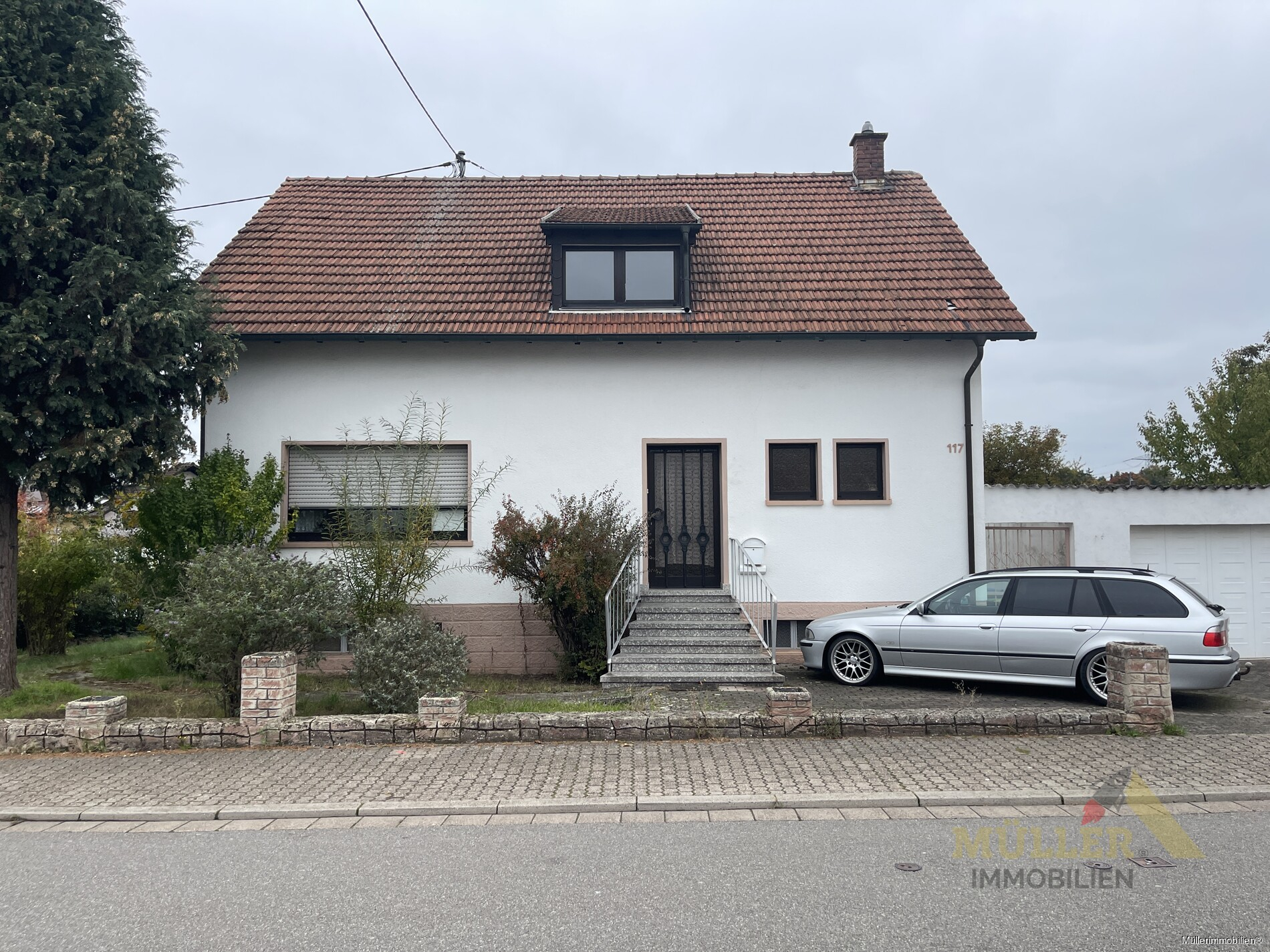 einfamilienhaus-mit-viel-platz-und-garten-in-fraulautern
